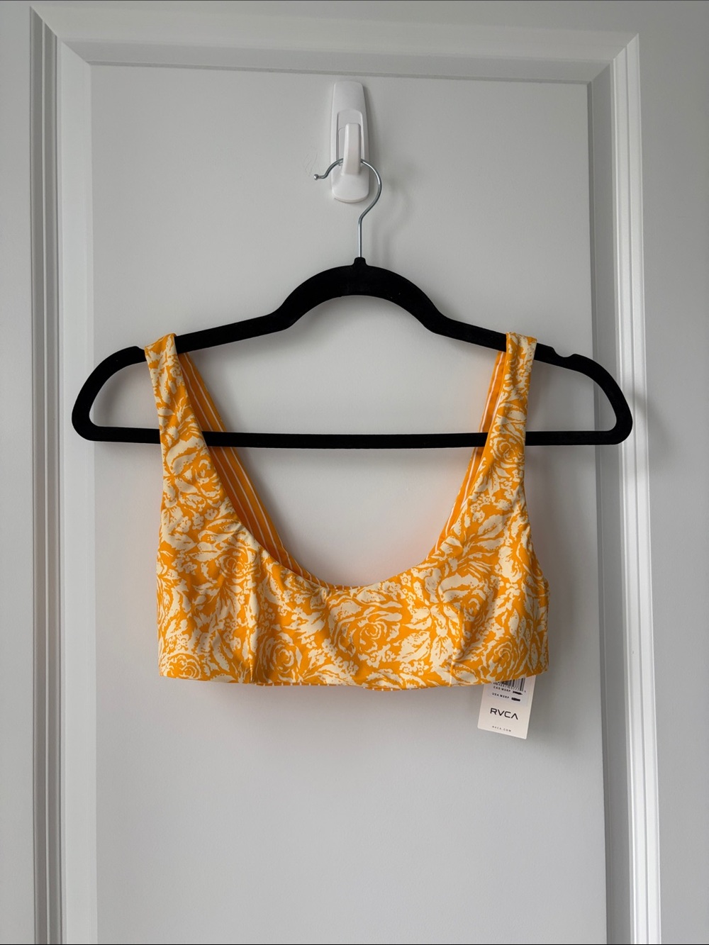 NWT RVCA Reversible Bikini Top - Picture 2 of 3
